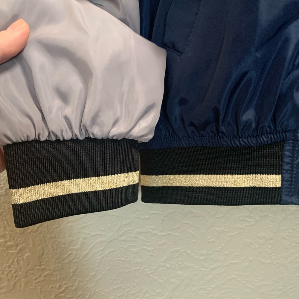 Wet Seal jacket. Size: M - Picture 4 of 8